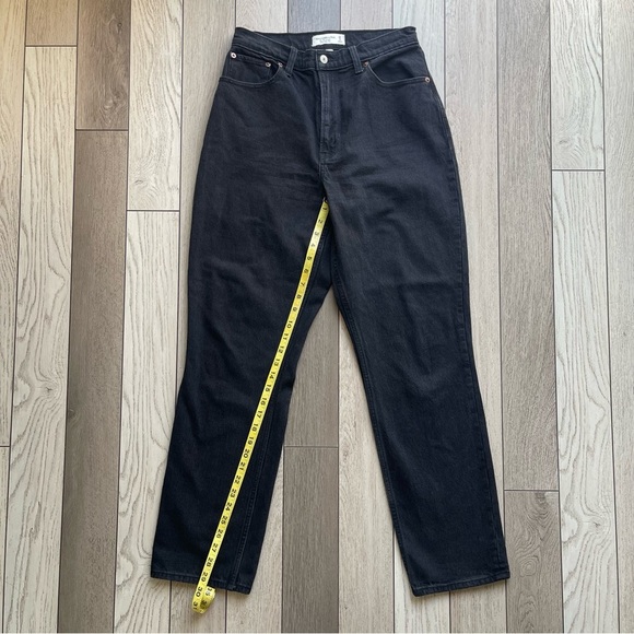 Abercrombie&Fitch Black High-Waisted Jeans - Picture 5 of 7